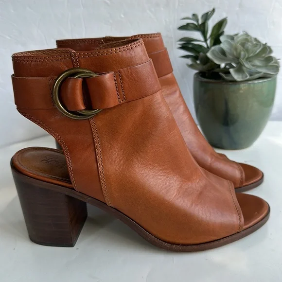 Frye Danica Harness Boot, Brown Smooth Vintage Leather, Sz 10 M - Picture 2 of 16